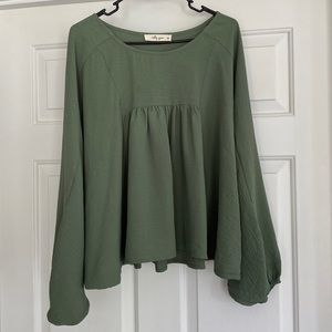 Molly green size medium green shirt